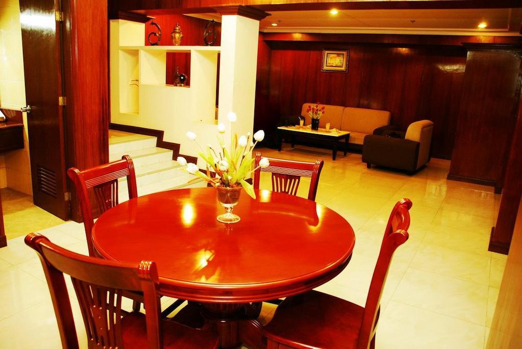 Grand Regal Hotel Μπακολόντ Εξωτερικό φωτογραφία